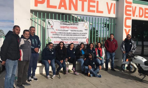 Realizan trabajadores del CECyTE paro de labores por reducción presupuestal