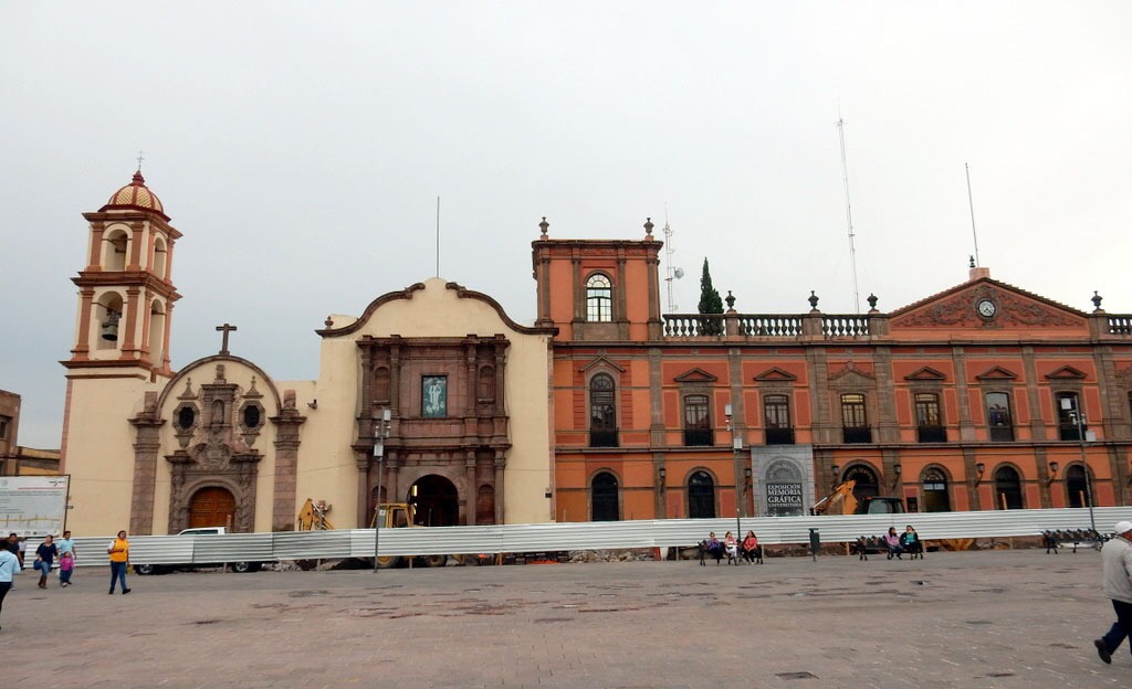 Advierten sobre peligro en plancha de Fundadores