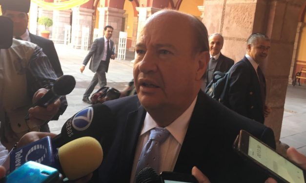 Reconoce UASLP que desaparecer cuotas significa un “retraso”.