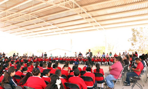 Entrega Nava techado de escuela en Tierra Blanca