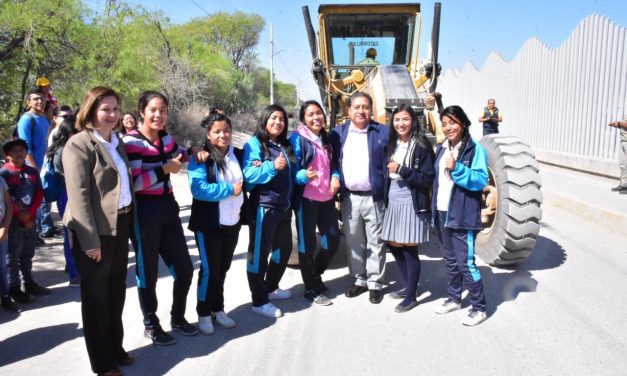 AYUNTAMIENTO DE SOLEDAD INICIA PAVIMENTACIÓN FRENTE A LA UT.