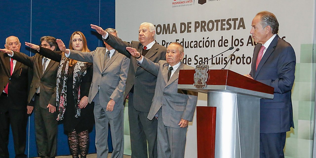 Buscan autoridades abatir rezago educativo.