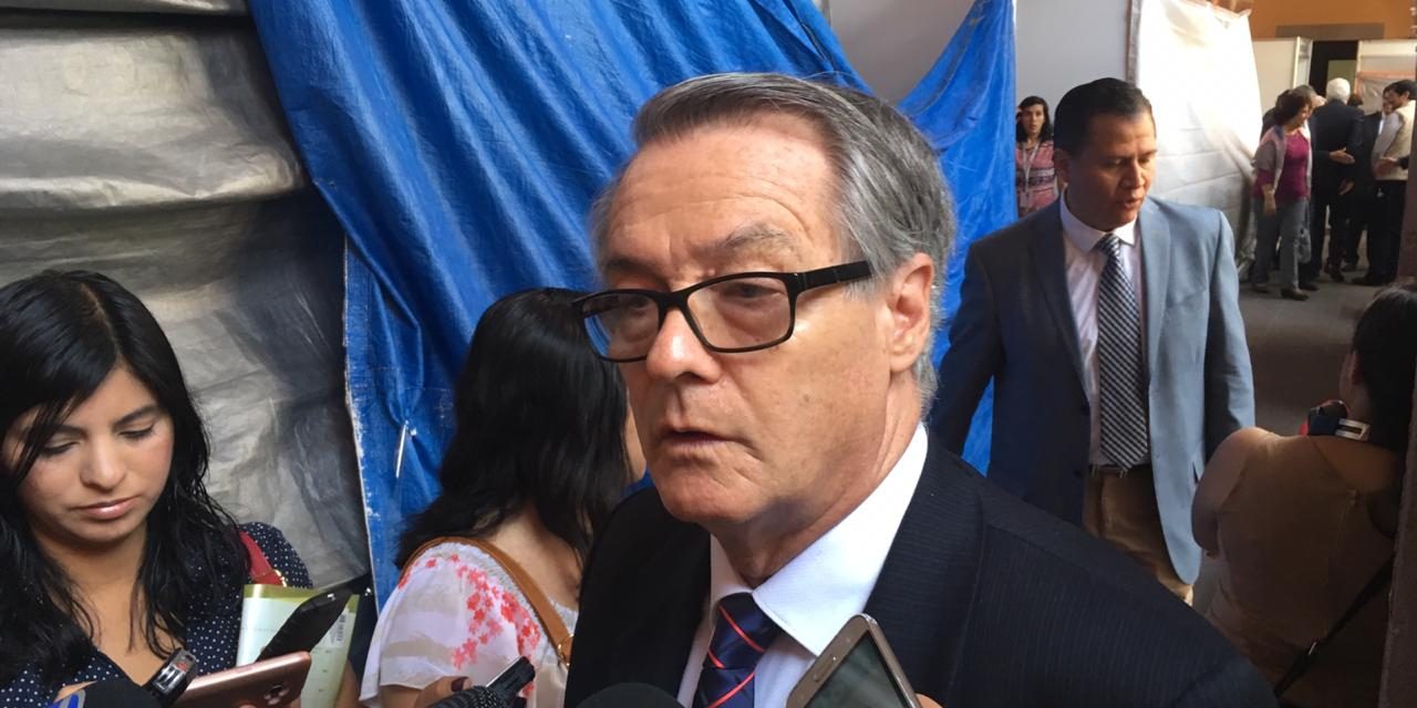 Estrategia asistencialista del gobierno tendrá que ser muy cuidadosa dice especialista.