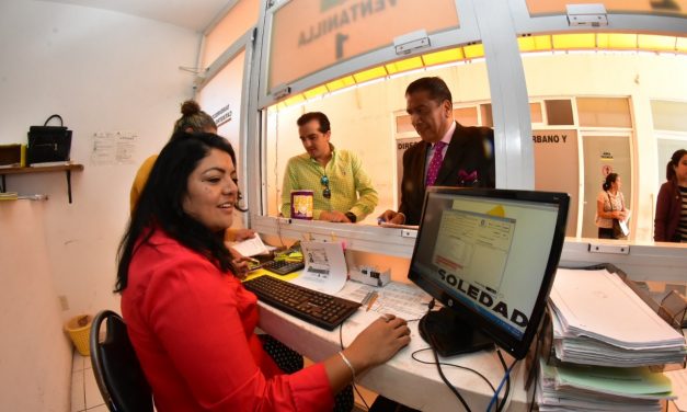 Alta participación de ciudadamos en Soledad al pago de predial.