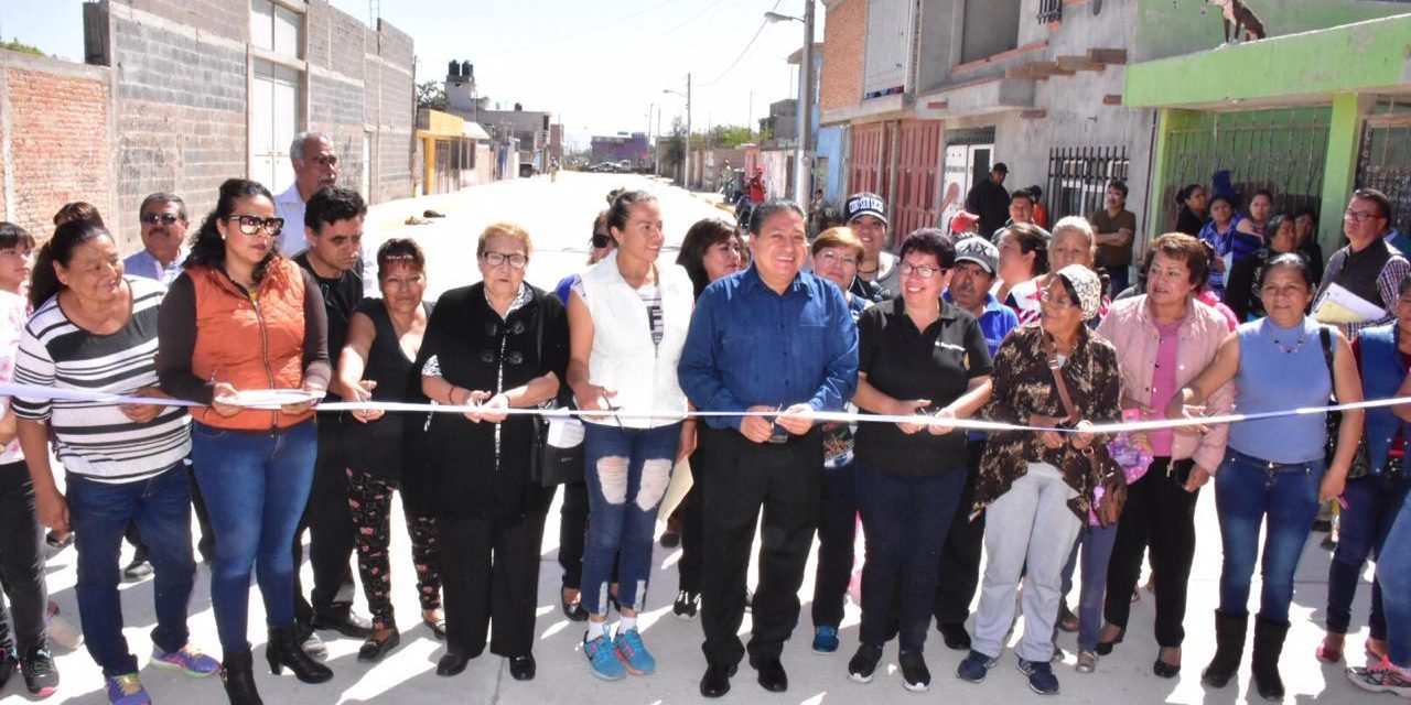 Entrega GHV nueva obra de pavimentación en la Rivas Guillén.