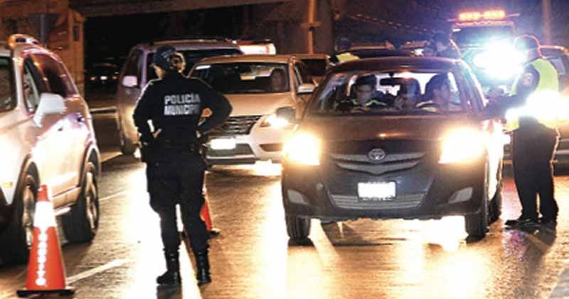 Irresponsable evitar filtros antialcohol, considera la Cruz Roja.