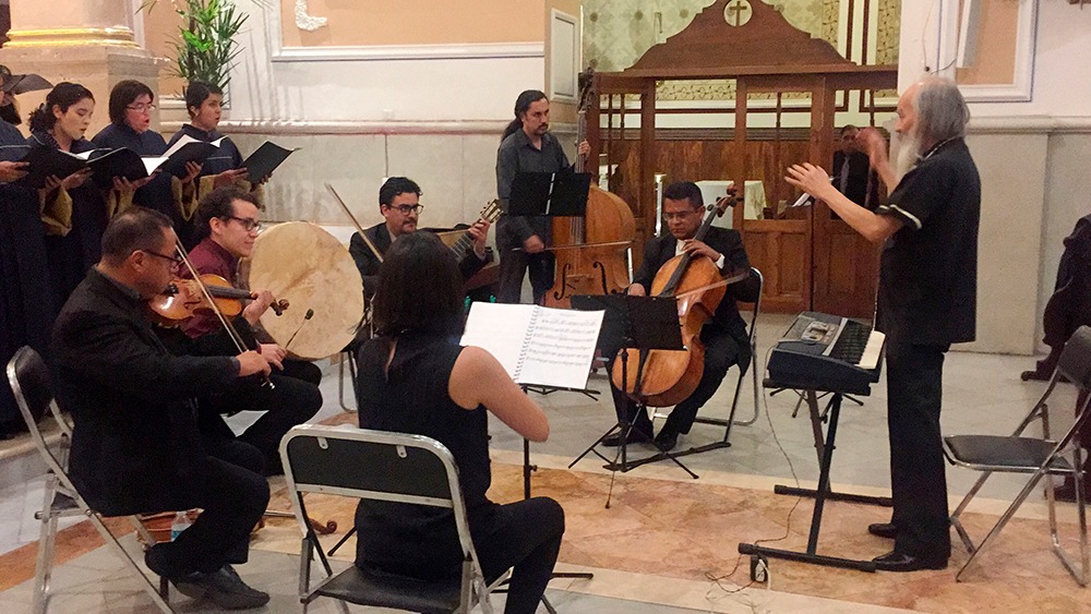 Exitosa presentación del recital “Música y Poesía Religiosa”.