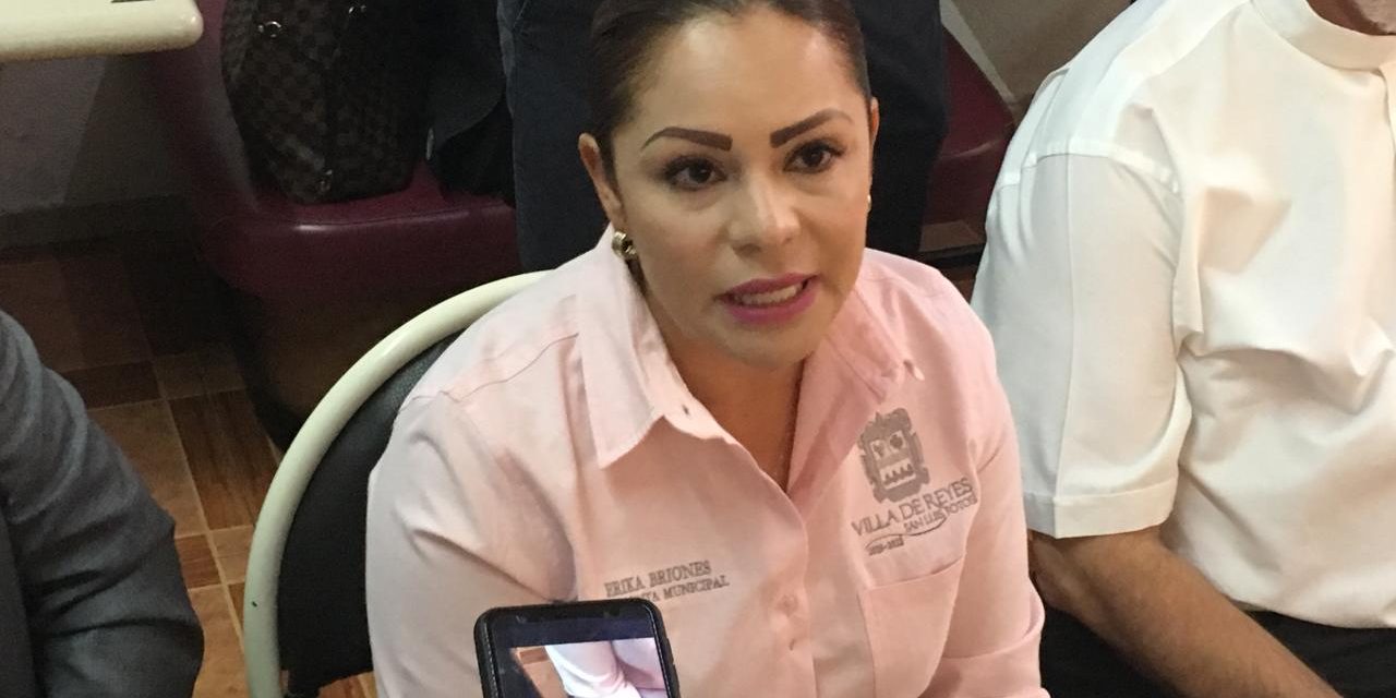 Ataca incendio forestal zona de Villa de Reyes.