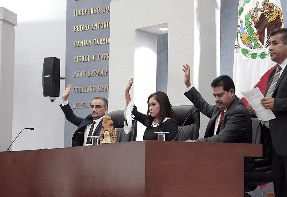 Aprueban diputados convocatoria para elegir titular de la Unidad de Evaluación y Control.