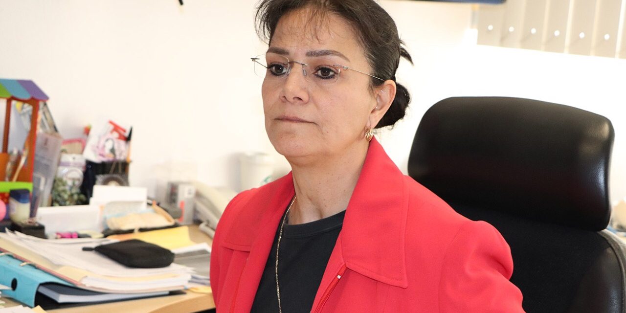 Reconocen a directora del SMDIF SLP por su labor en causas sociales