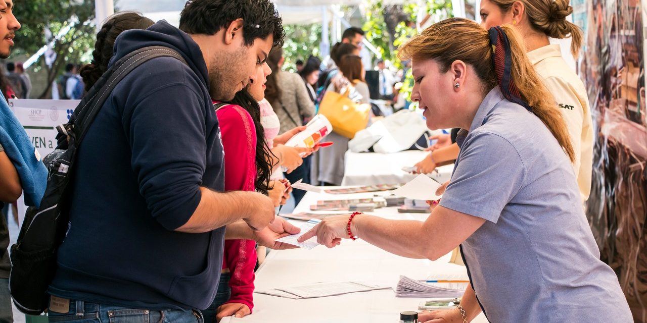 Más de 50 empresas participan en Feria del Empleo el 14 de mayo.