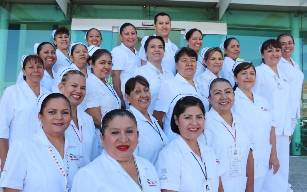 Celebran a profesionales de la enfermería en su día.