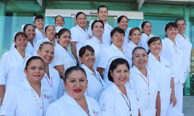 Celebran a profesionales de la enfermería en su día.