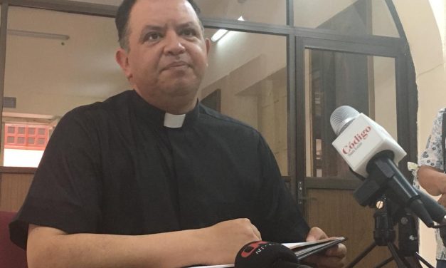 Buscaría iglesia católica acercamiento con grupos LGBTTTI