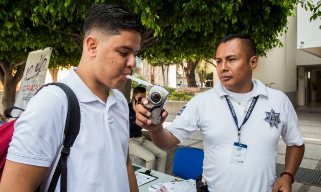 Realizan Feria de prevención y salud contra adicciones, en la UASLP.