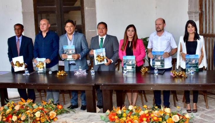Gran presentación del libro “Soledad…250 años de identidad”