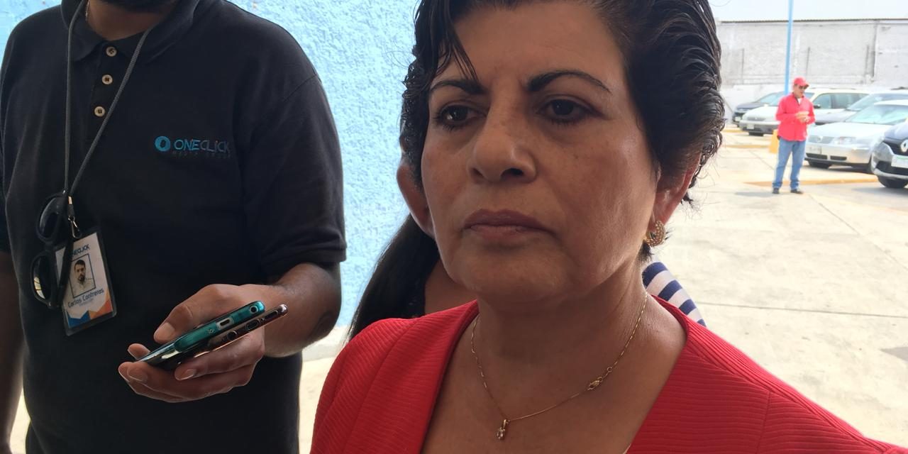 Tardanza en entrega de becas al SEER ya provoca las primeras deserciones