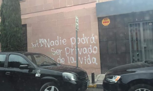 Vandalizan fachada de la CEDH.