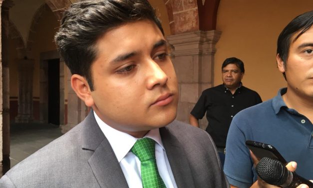 Reclama nuevo presidente de la FUP despojo de becas para los estudiantes.