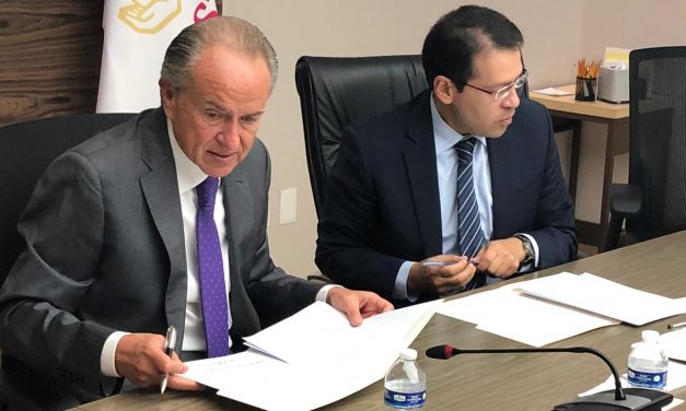 SLP primera entidad en firmar convenio con ISSSTE.