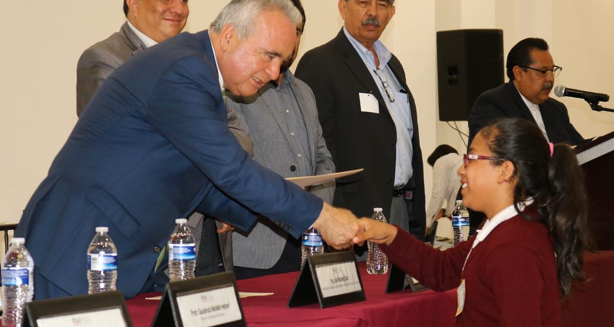 Abandera SEGE a ganadores de etapa estatal de la Olimpiada del Conocimiento Infantil 2019.