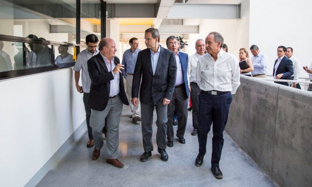 Visita Esteban Moctezuma a LA UASLP.