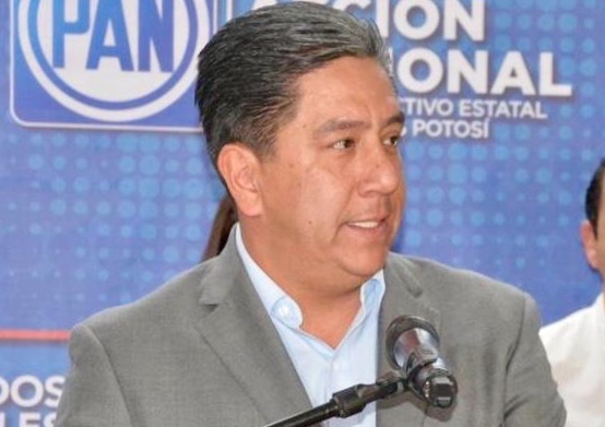 Crisis en Salud y creada por AMLO es violación de DH: Senador panista