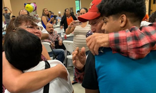 Se reúnen en Houston familias potosinas con más de 20 años separadas.
