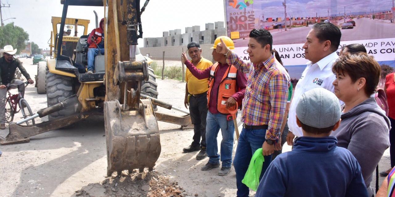 Inician pavimentación en Camino a San José.