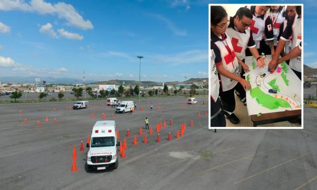 Adiestran a personal de la Cruz Roja para el adecuado manejo de ambulancias.