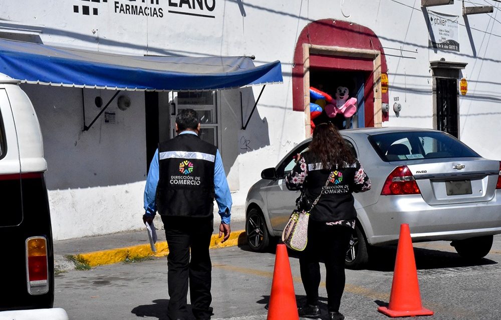 Revisan situación de comercios fijos y semifijos de Soledad.