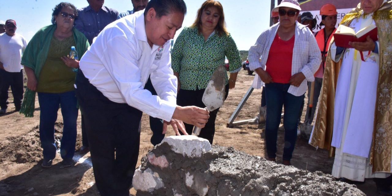 Inicia construcción de nuevo panteón en Soledad.