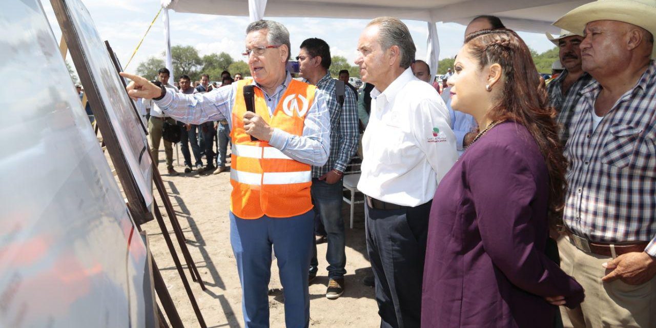 Arrancan ramal que conectará carretera Silao con autopista Villa de Arriaga.