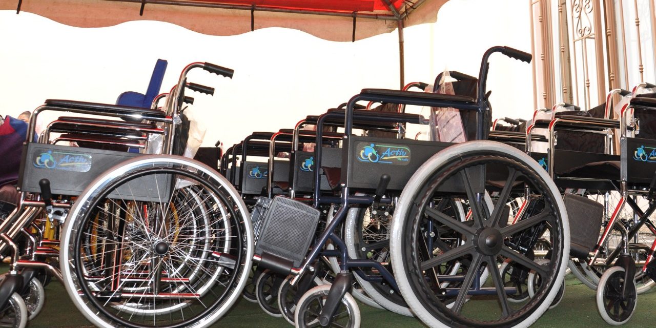 Alcanza DIF de Soledad la entrega de 30 sillas de ruedas en meses recientes.