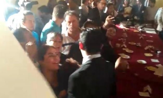 Nava se niega al debate y rechaza la libre protesta: PRD