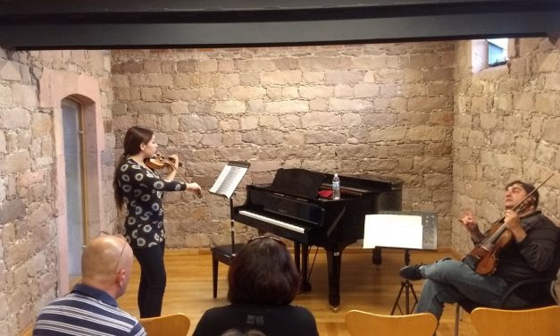 El violinista ruso Graf Mourja ofrecerá clase magistral en el CEART