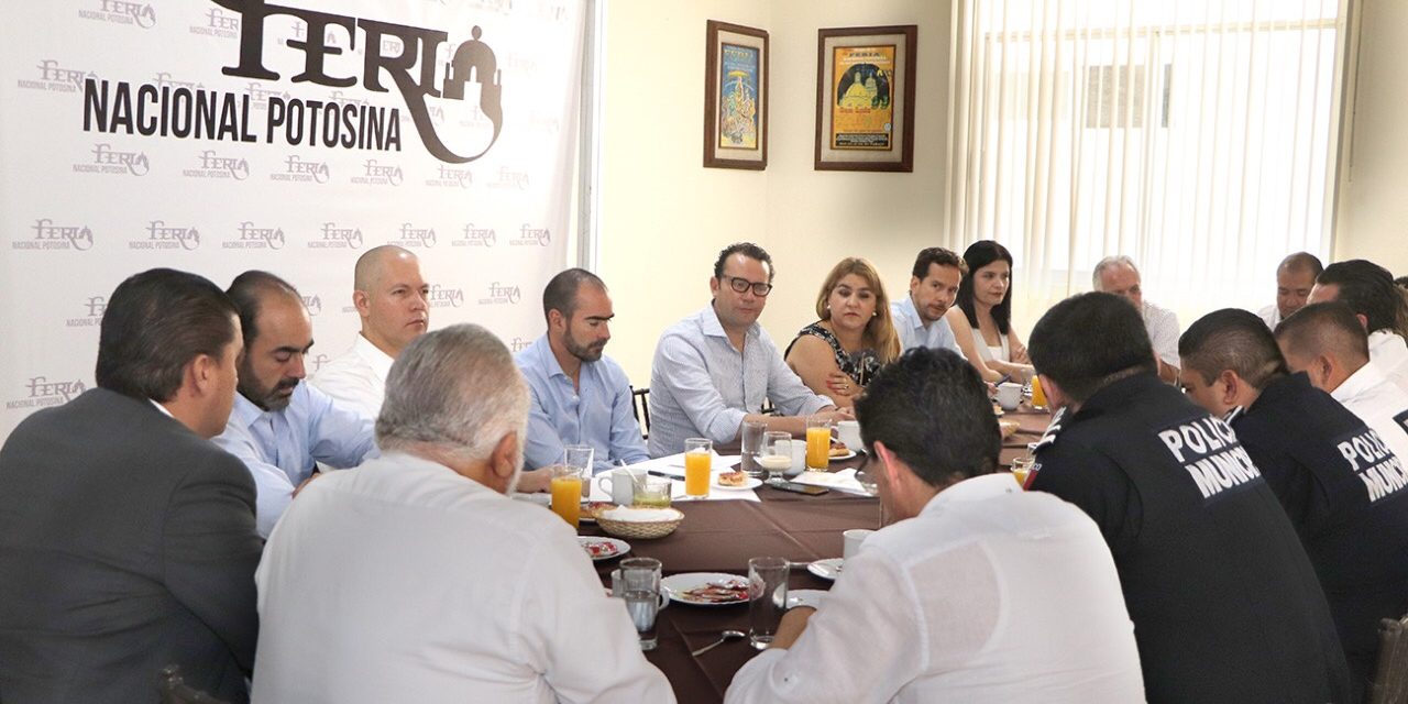 Coordinación de Ayuntamiento con Fenapo para mantenimiento en instalaciones