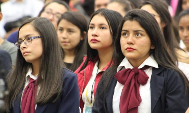 SEGE invita a participar en programa de becas del gobierno de Argentina.