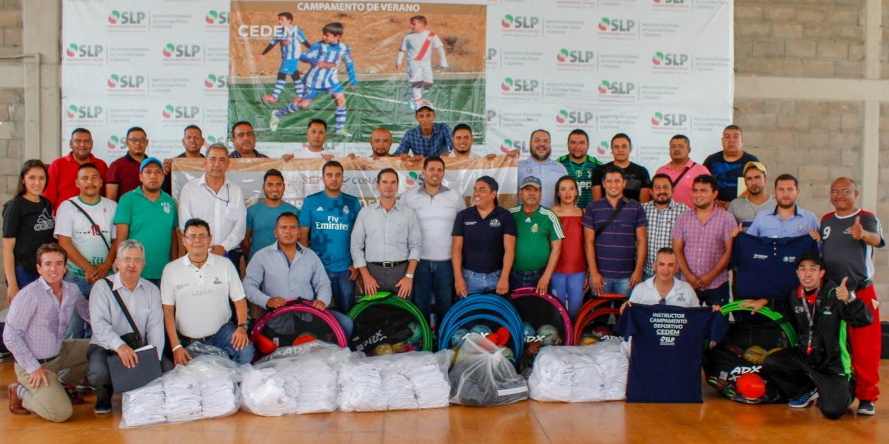MAAR entrega de material deportivo a municipios.
