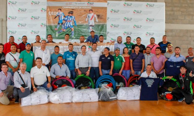 MAAR entrega de material deportivo a municipios.