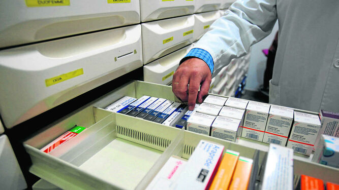 Declara Salud desiertos el 30 por ciento de los medicamentos.