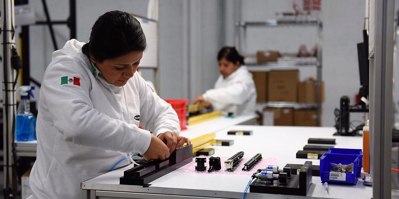 Avanza SLP en ingreso laboral per cápita.