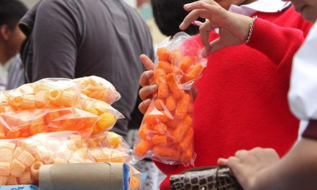Piden a papás  preparar lunch de buena calidad a escolares y evitar comidas chatarra.
