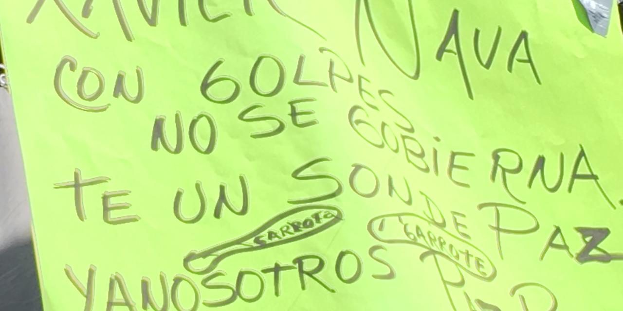 Plantón frente a Palacio Municipal continúa sin acuerdos con el Ayuntamiento.