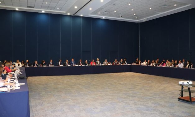 Diseño presupuestal para 2019 hacia la inversión: SEFIN.