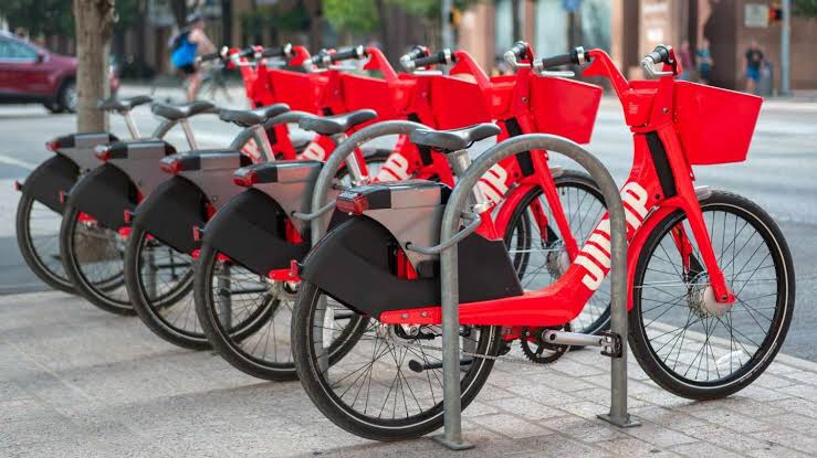 Analiza Ayuntamiento instalación de ciclo puertos para renta de bicicletas