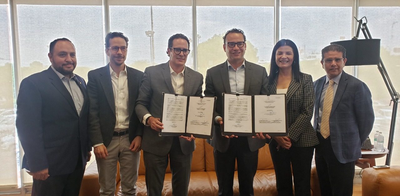 STPS y Ayuntamiento capitalino signan convenio para apoyar empleo.