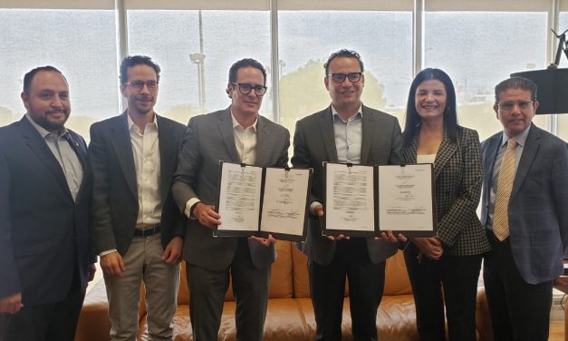 STPS y Ayuntamiento capitalino signan convenio para apoyar empleo.