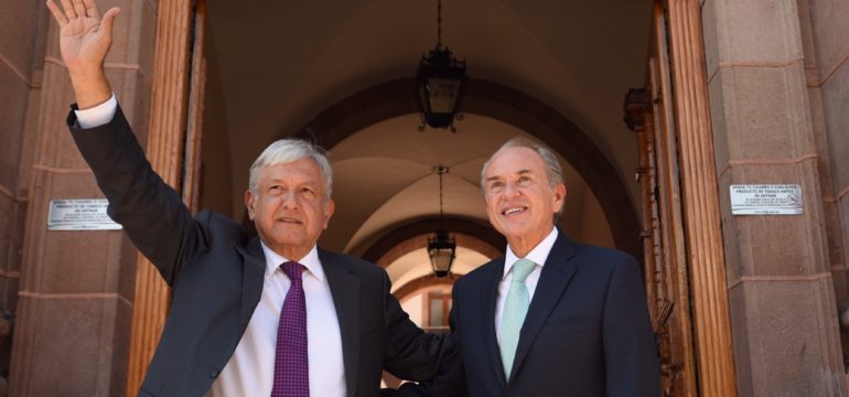 Asiste gobernador Carreras al Primer Informe de AMLO