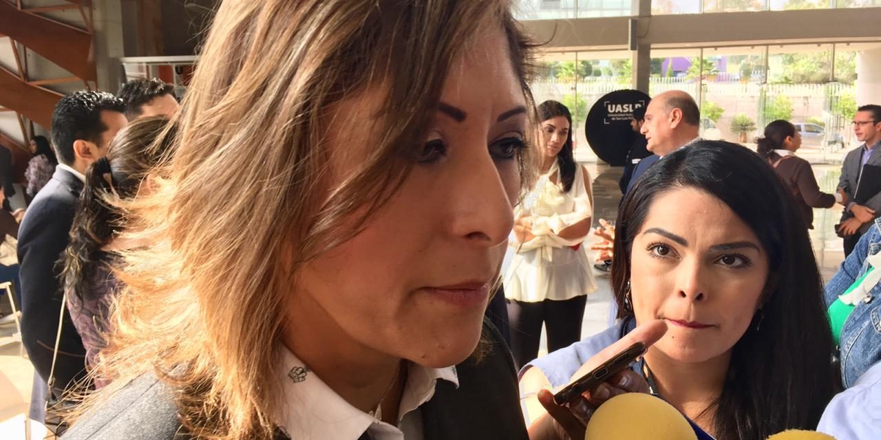 Analiza SS dos posibles decesos por dengue en SLP.